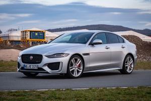 2019 Jaguar XE P250 SE R-Dynamic